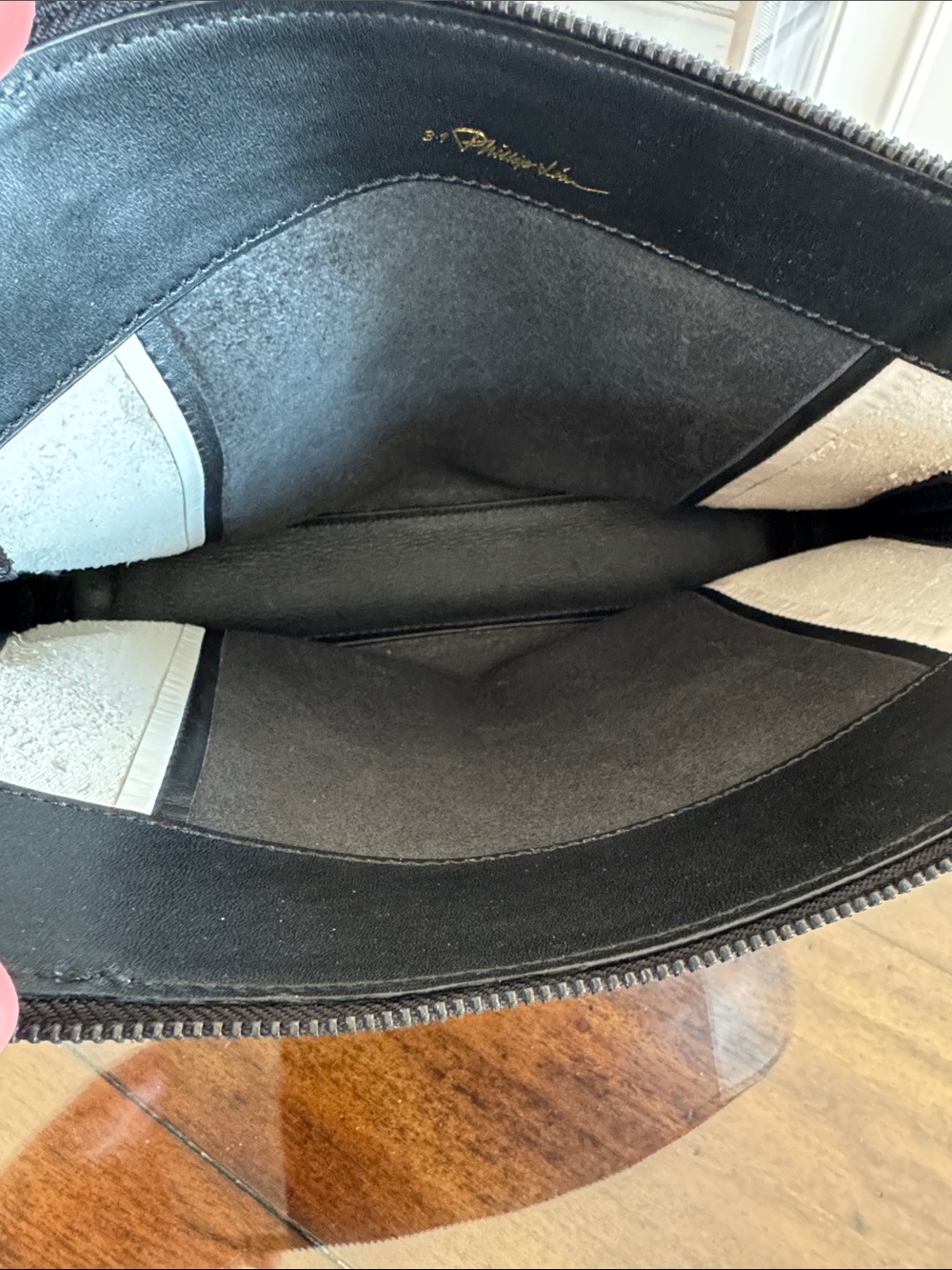 Black and White Zip Clutch - Picture 3 of 3